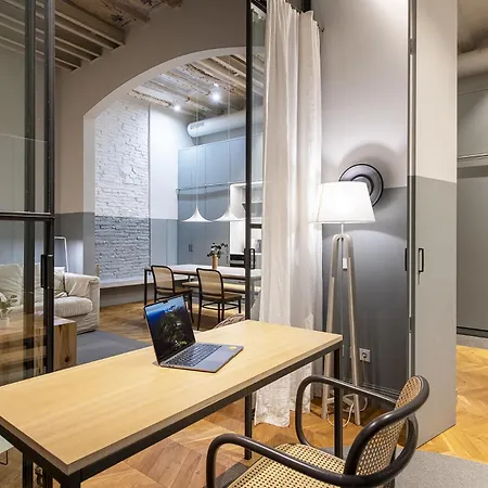 Bell Lloc High-end Design Apartment *